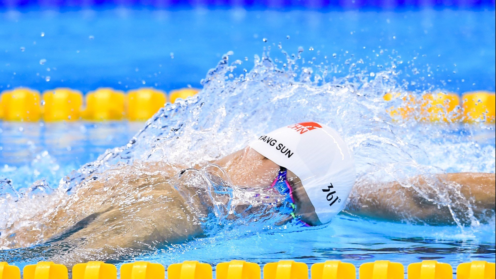 冰岛式防守锁死红军，阿什拉夫关键节点连击定乾坤